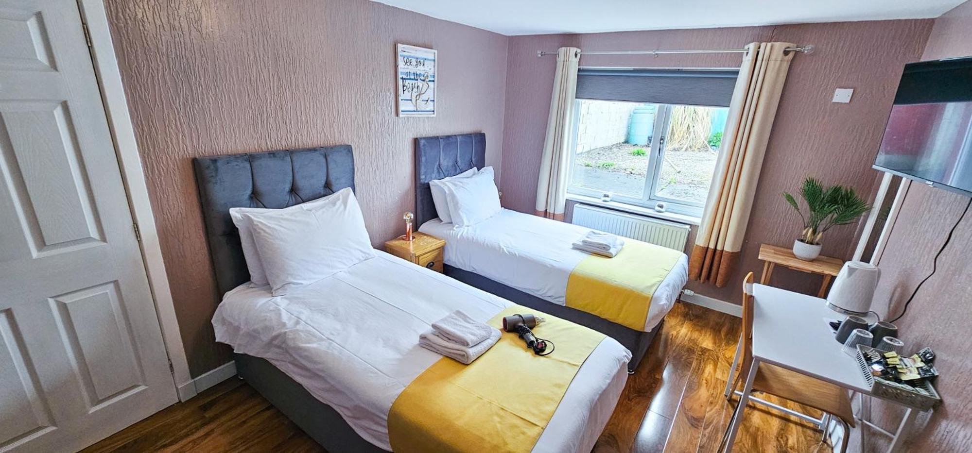 Mystayinn Inverness Guest House - Rooms Esterno foto